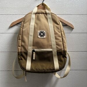 Walker Family Goods Arrow Backpack in Olive/Tan